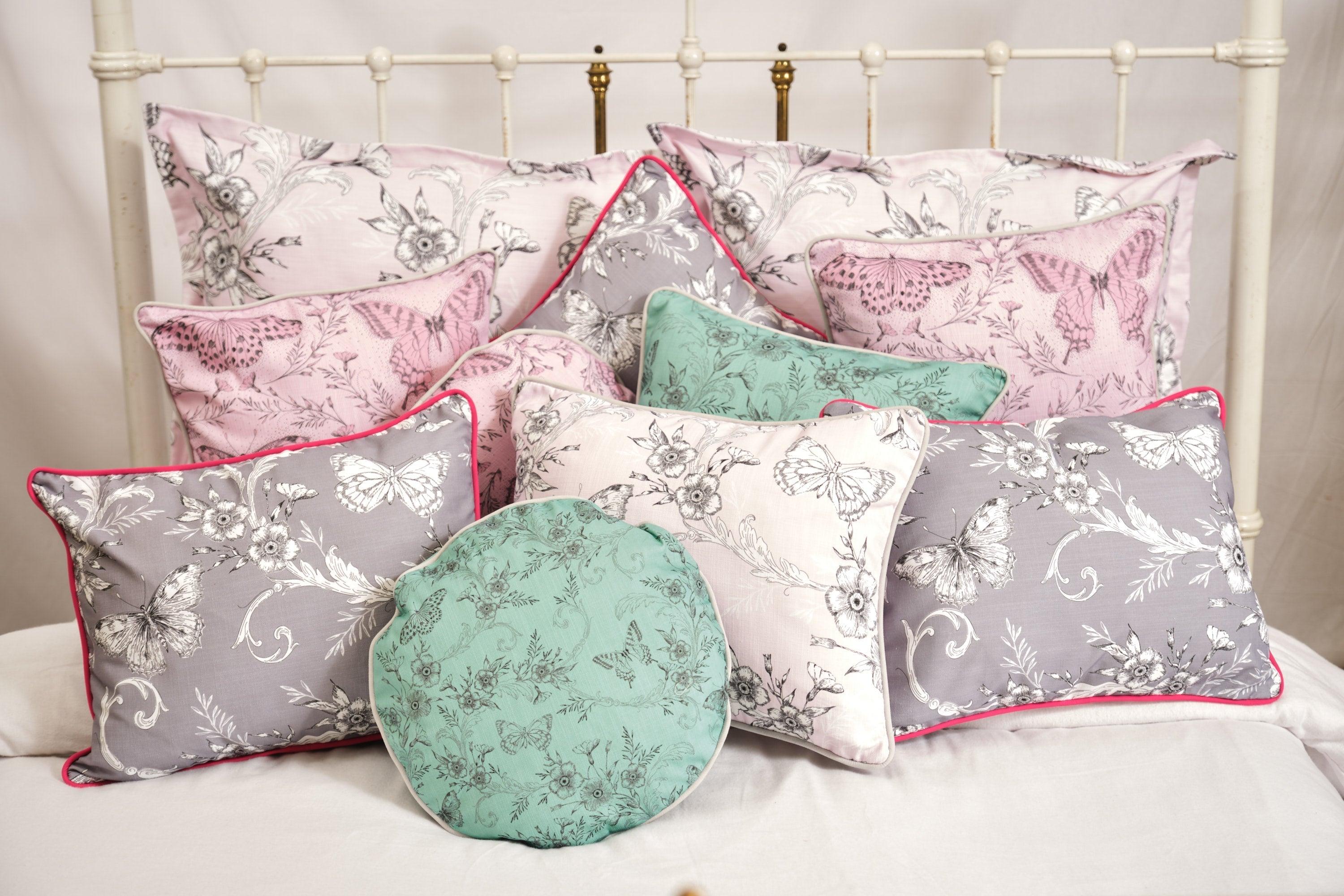 Butterfly & Ivy Round Pink - House Of Turnowsky Cushion